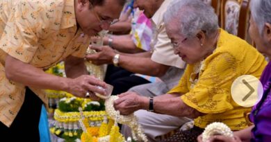 อาลัยรักครูเพลินจิตต์ พินิจชอบ